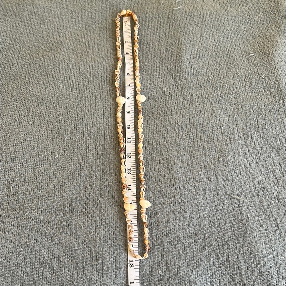 Shell Bead Necklace - Picture 4 of 12